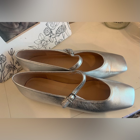 J. Crew Shoes - J. Crew Silver Square Toe Anya Mary Jane Ballet Flat Leather